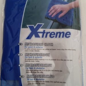 Mikrofiberduk, lack & exteriör