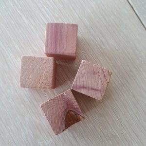 Cederträ, kuber